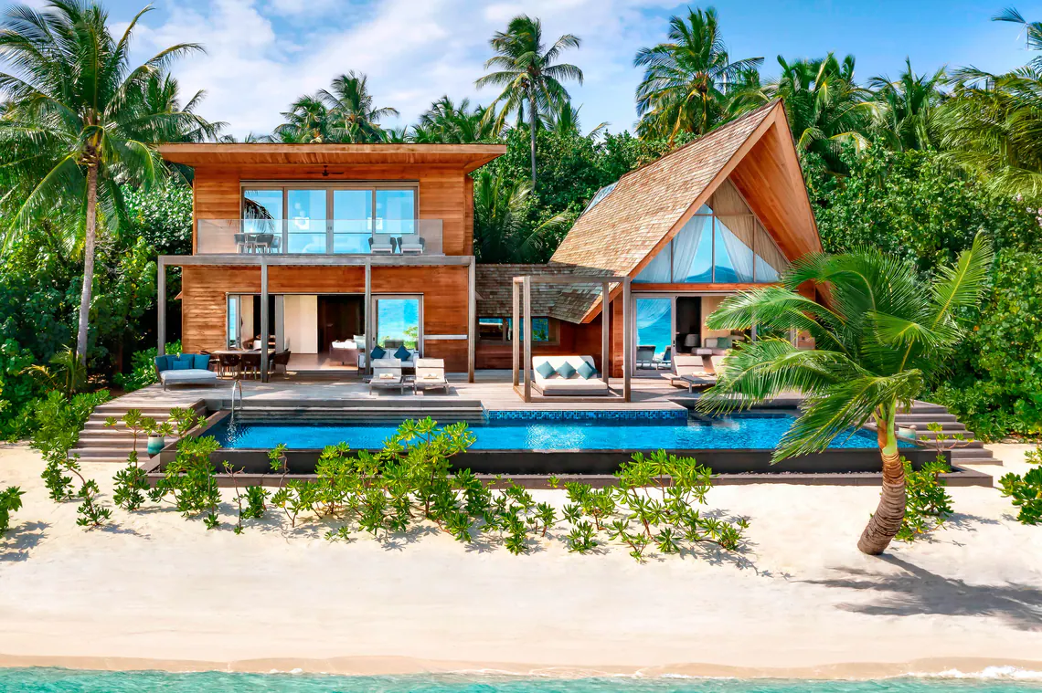 Cesar Balsa Villa on the beach
